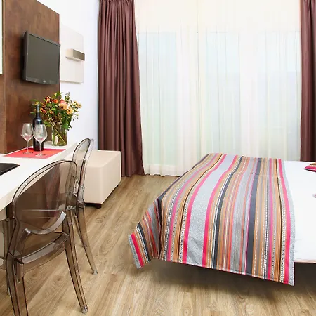 Hotel Colorado 3*